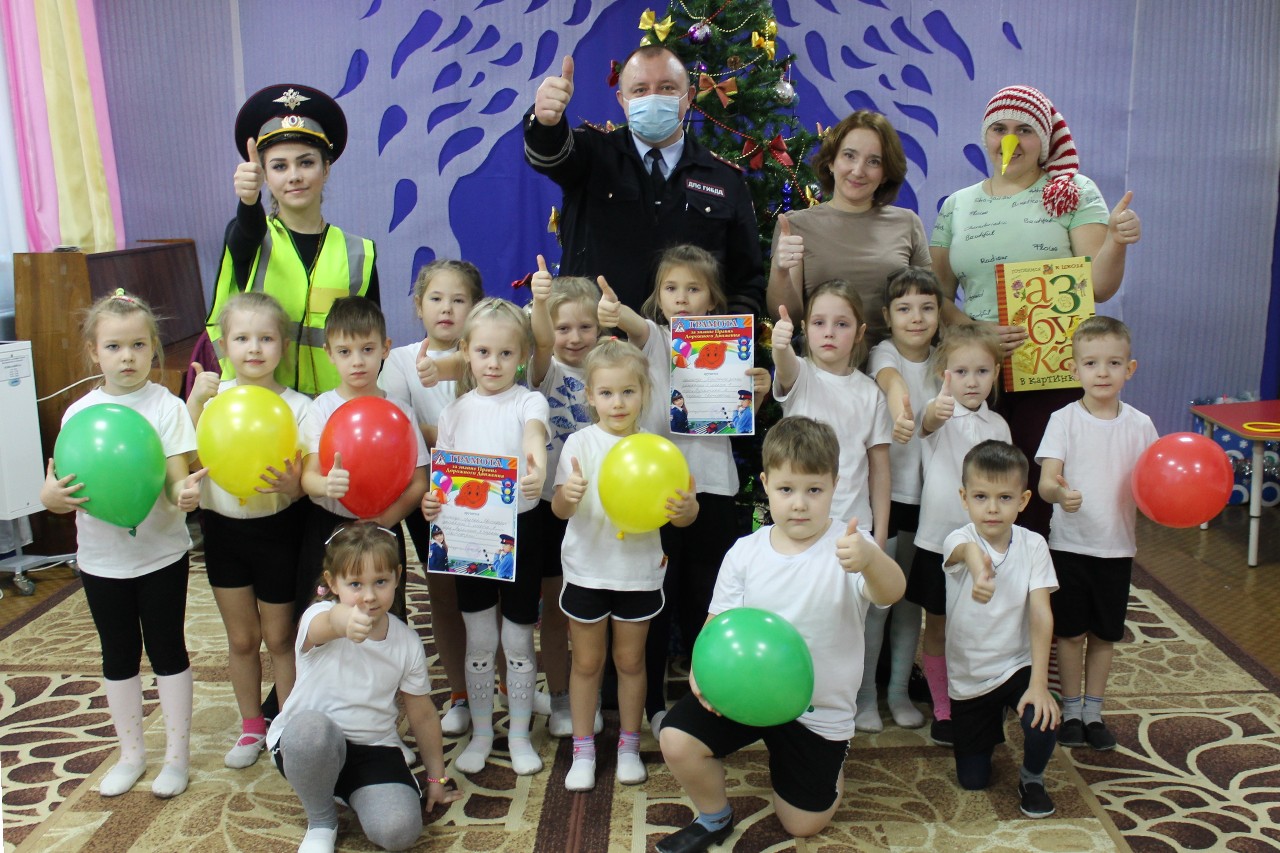 Поспелиха детский сад. Один день из жизни детского сада. Садик в 1 8. Детский сад 7 барабинск. Садик в 1 8.